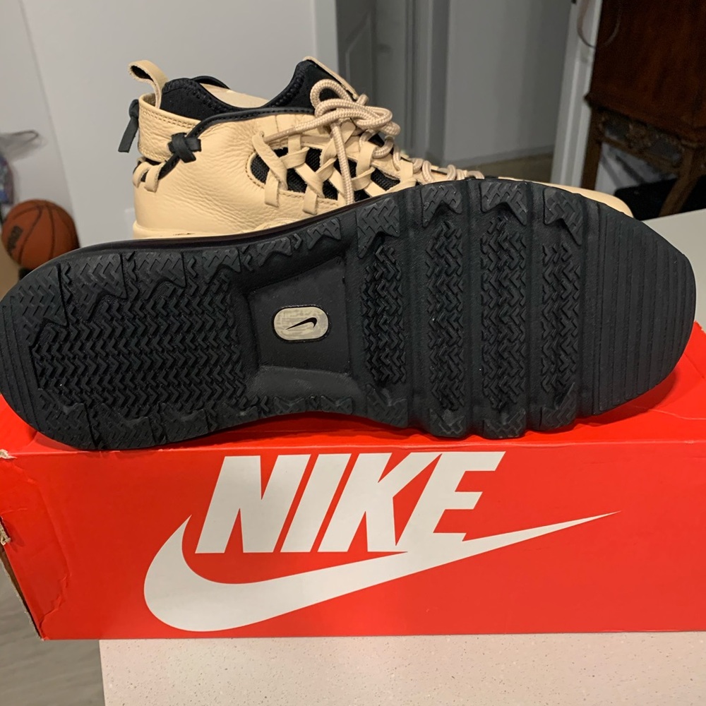 New TR 17 air maxes - Picture 3 of 6